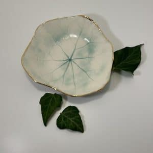 Feuille de capucine en porcelaine