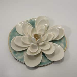 Nymphéa en porcelaine coeur d'or